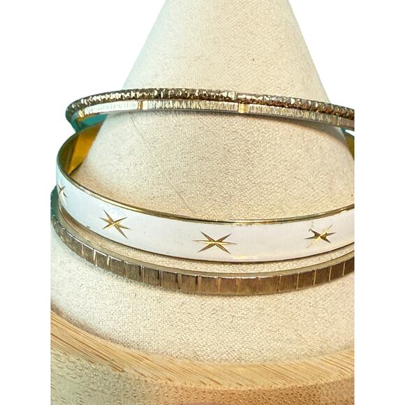 4 Gold Tone & White Enamel Bangle Bracelets Textured Stacking Set - Picture 4 of 6